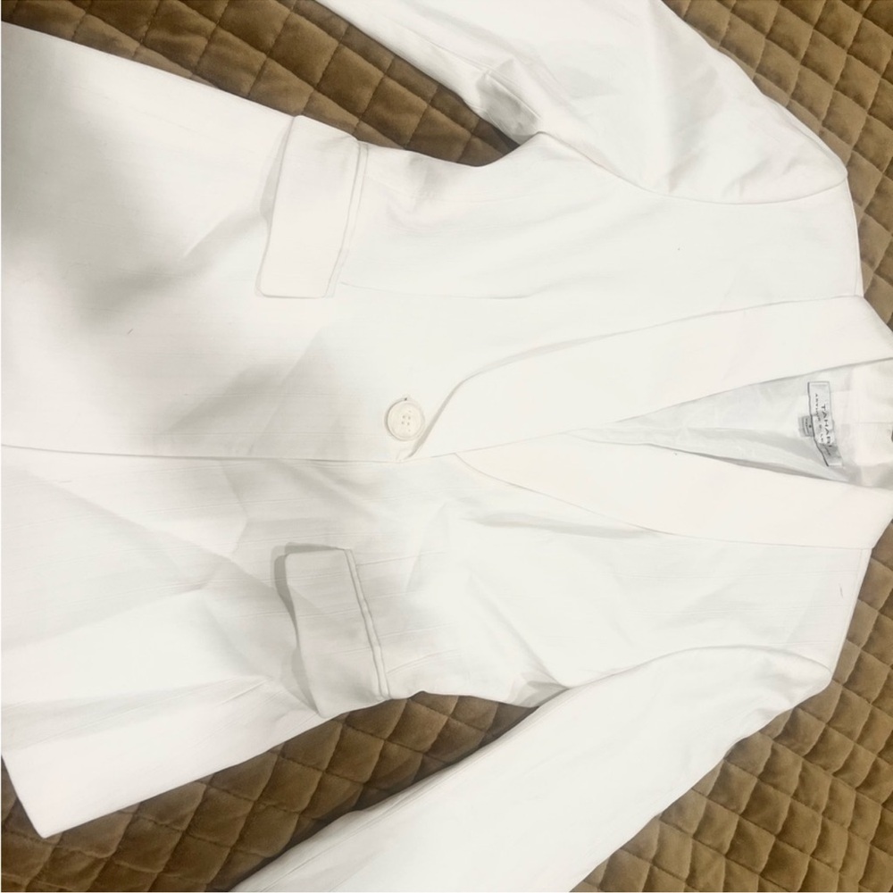 Tahari White Pantsuit